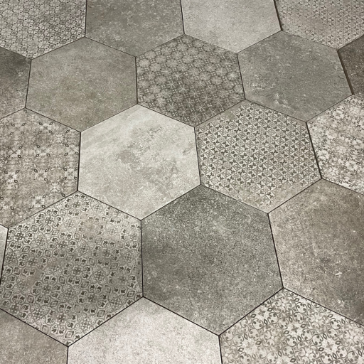 Flaminia Russel Hexagon Decor 25x22 cm